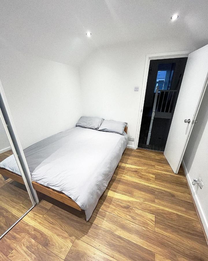 Ak Serviced Apartments - Exclusive Two-Bedroom Apartment Cardiff Eksteriør bilde