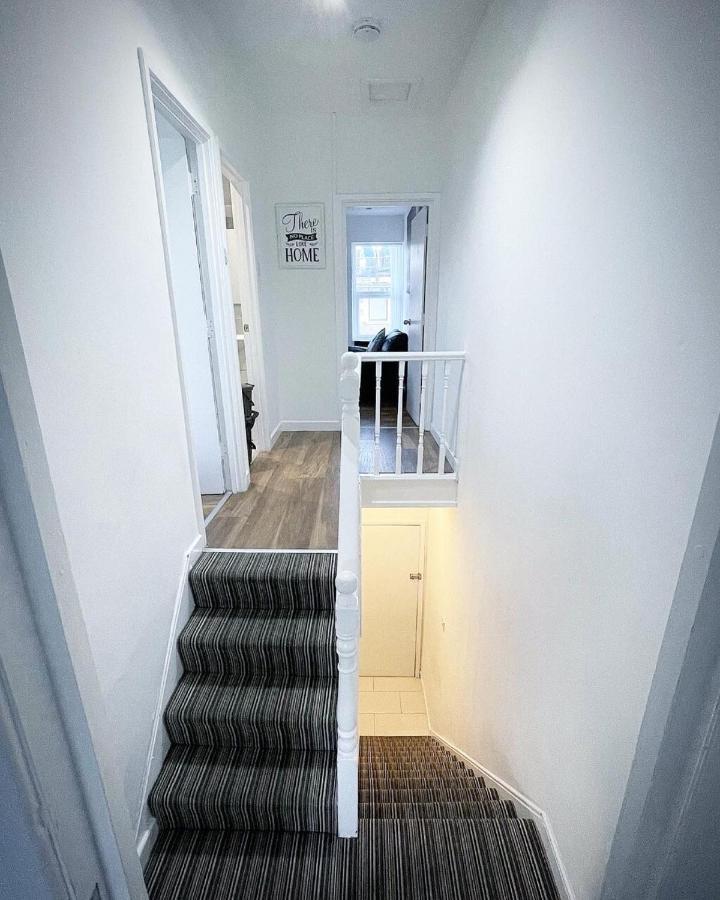 Ak Serviced Apartments - Exclusive Two-Bedroom Apartment Cardiff Eksteriør bilde